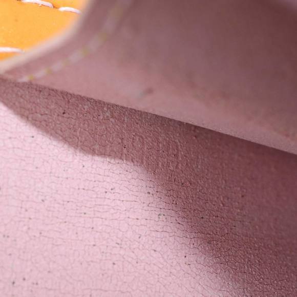 LOUIS VUITTON Monogram Vernis Motto Pouch Marshmallow Pink M91312 LV Auth 84288 - Picture 12 of 16